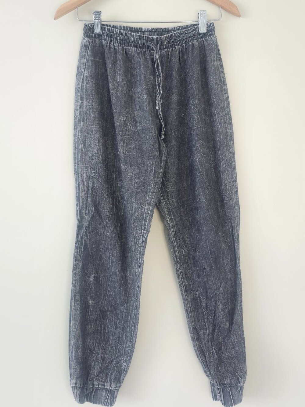 Women's Sparkle & Fade Pant / Distressed Black / Size: S